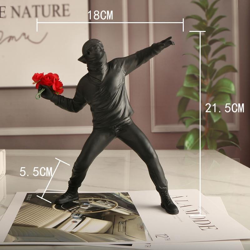 Resin Statues Sculptures Banksy Flower Thrower Statue Bomber Home Decoration Accessories Modern Ornaments Figurine Collectible