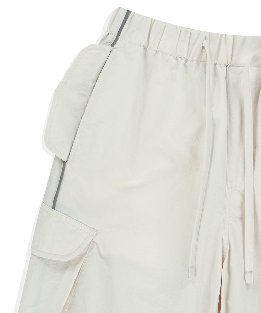 MAHAGRID Nylon Cargo Parachute Pant Ivory(Mg2Fsmpa20A)