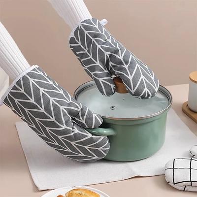 Heat-insulating Gloves Anti-scald Microwave Gloves High Temperature Resistant Kitchen Baking Oven Gloves Cozinha Utensilio