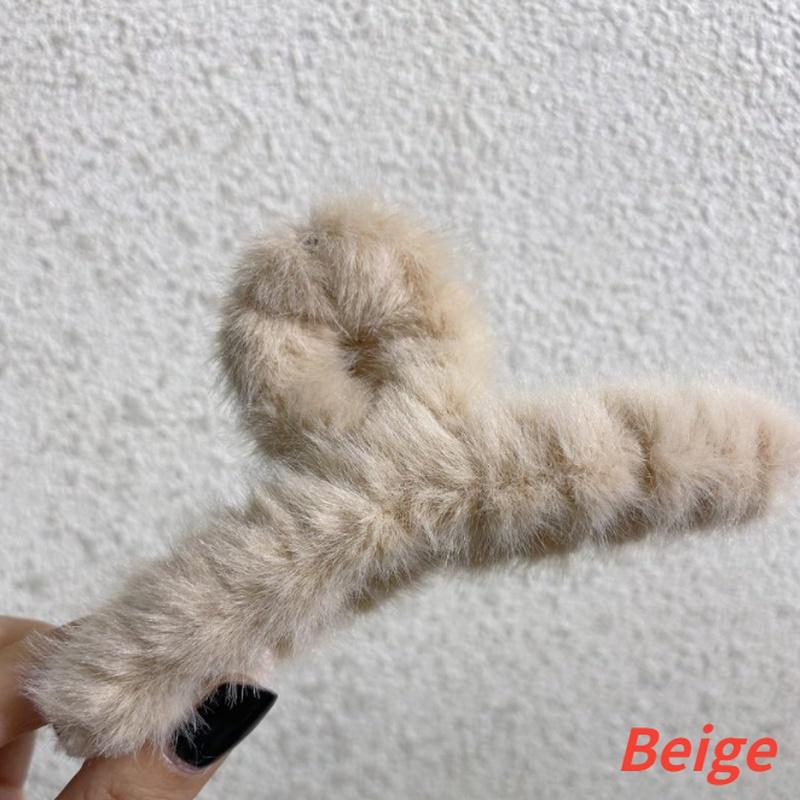 

Autumn Winter Hairpins Barrette Fashion Women Hairgrips Hair Accessories Plush Hair Clip Faux Fur Hair Claws Combs Clamps Beige