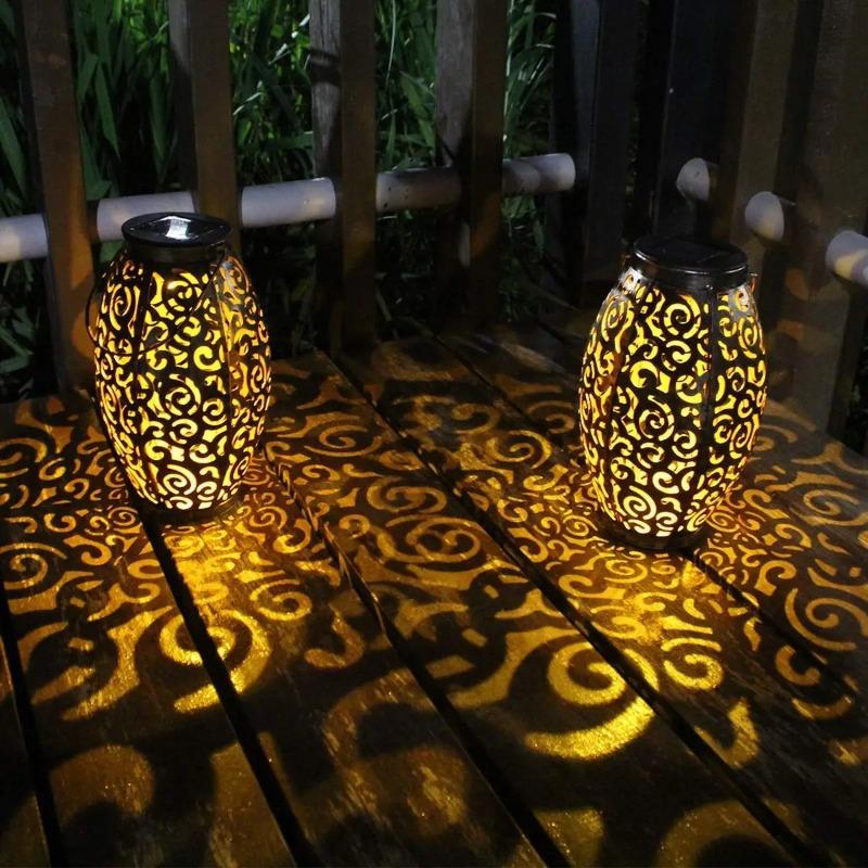 Solar Lanterns Hanging Solar Lights Outdoor with Handle Metal Waterproof Decorative Solar Garden Lights for Patio Porch Pathway