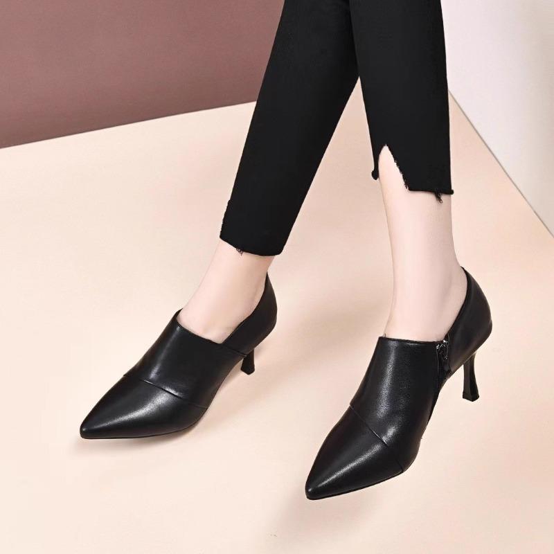 

2025 Новые туфли-лодочки Женские туфли на устойчивом каблуке Мягкая подошва Универсальные Весенне-осенние Новые туфли с глубоким вырезом на высоком каблуке 34 чёрный