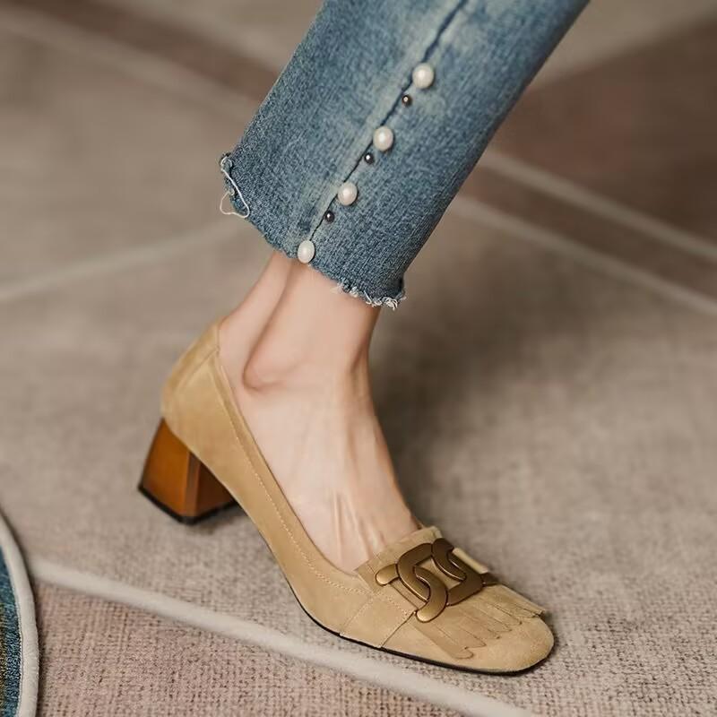 French Metal Buckle Fringed Thick Heel Single Shoes Versatile Soft Sole Middle Heel Women's Shoes Xiaoxiangfeng New High-end Women's Shoes Temperament