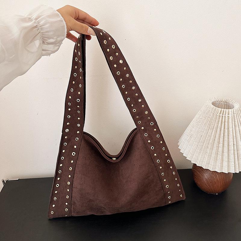 Retro Suede Rivet Shoulder Bags PU Leather Work Purses Large Tote Handbag Slouchy Locomotive for Women Travel Winter Fall