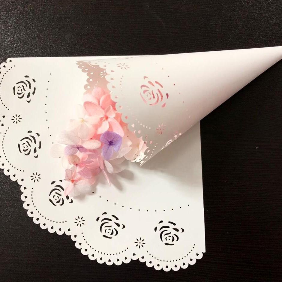 DIY Lace White Rose Cone Wedding Flower Sprinkle Tubes
