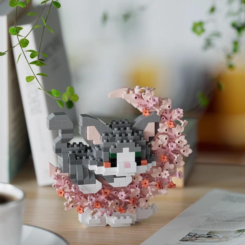 Secret Garden Flower Building Blocks: Rose & Carnation Potted Plant Toy - Perfect for Children's Play and Teacher's Day Gifts