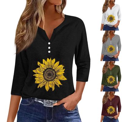 Camiseta feminina com estampa de botão, manga 3/4, moda diária de fim de semana, básica, decote em V, top regular