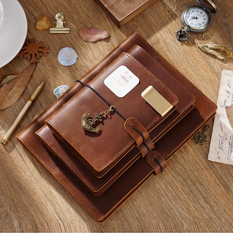 AIGUONIU Vintage Stil Spiralblock A5 Größe Tagesplaner Journal Skizzenbuch Leder Einband Gebunden Liniert Schreibwaren zum Zeichnen