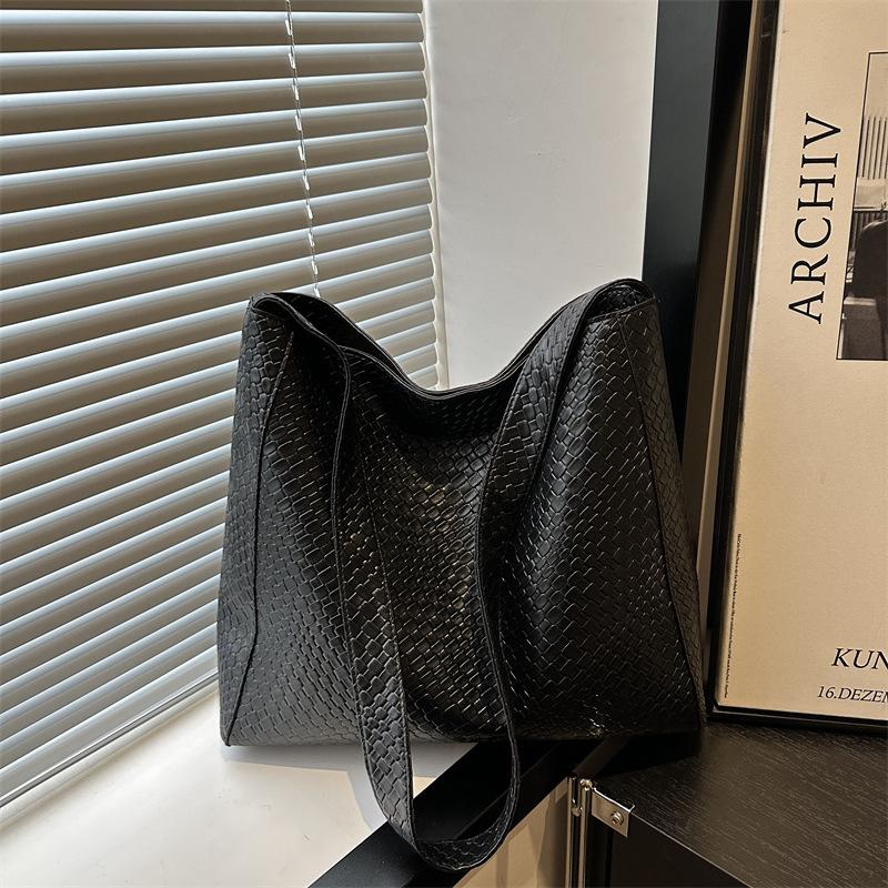 Fashion Trend Solid Color Woven Pattern Tote Bag Casual Versatile Large Capacity Simple Shoulder Armpit Bag Crossbody