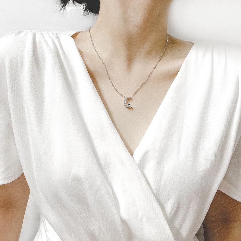 Korean-Japanese Star Moon Heart Necklace: Trendy, Simple, Cool Style for Women