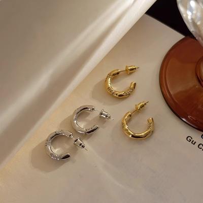 Heavy Duty Irregular Glossy Simple Round Earrings Niche Textured Texture Hundred Senior Sense Earrings Affordable Dainty Earrings Daily Wear