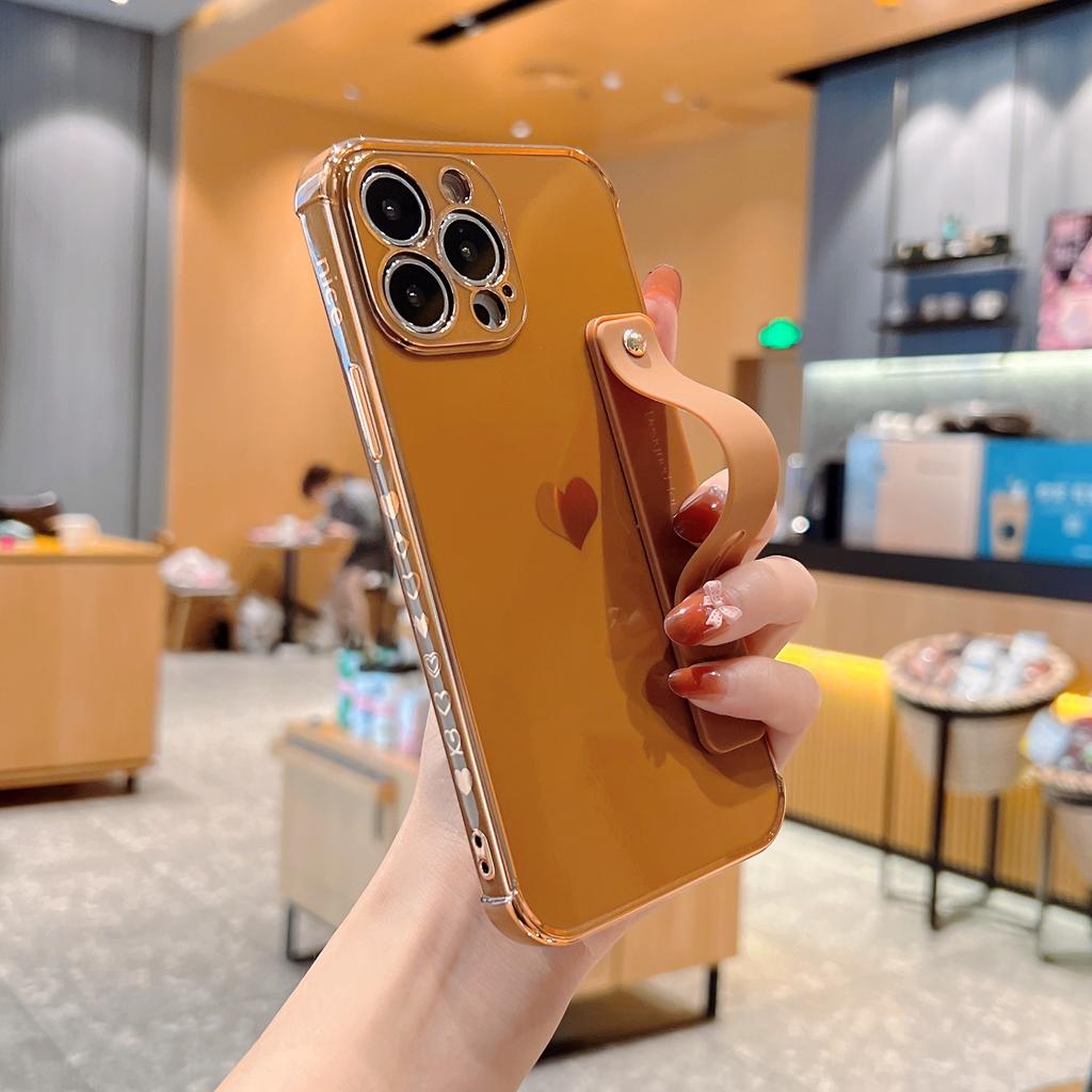 Side electroplated love wristband case 17Promax for Apple 16Pro mobile phone case 13/14/15 soft case XR