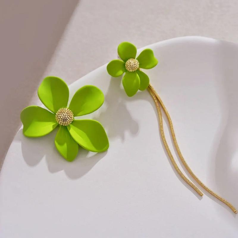 French Romantic Green Flower Asymmetric Tassel Drop Earrings New Design Jewelry for Women's or Girl’s Sweet Ear Accessories