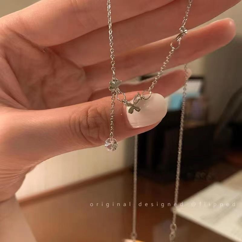 Double-layer Butterfly Necklace Women's Light Luxury Collarbone Chain Niche Design Neck Chain New Trendy Pendant Jewelry
