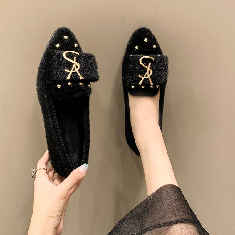 Women Flats Shoes Shallow Mouth Pointed Toe Luxury Sneakers Women Mary Jane Shoes Women Comfortable Designer Loafers