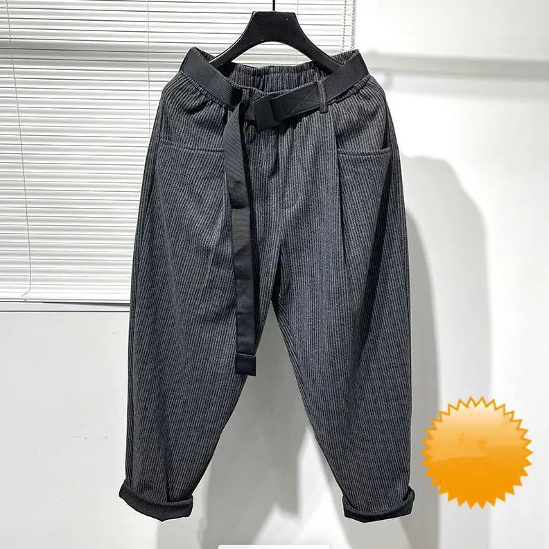 Pantaloni da lavoro da donna autunnali e invernali retrò semplici in velluto larghi a righe casual harem