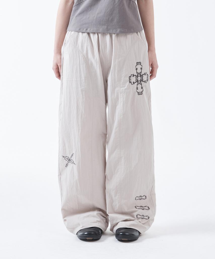THE COLDEST MOMENT Tcm Ethnic Nylon Pants (Ivory)