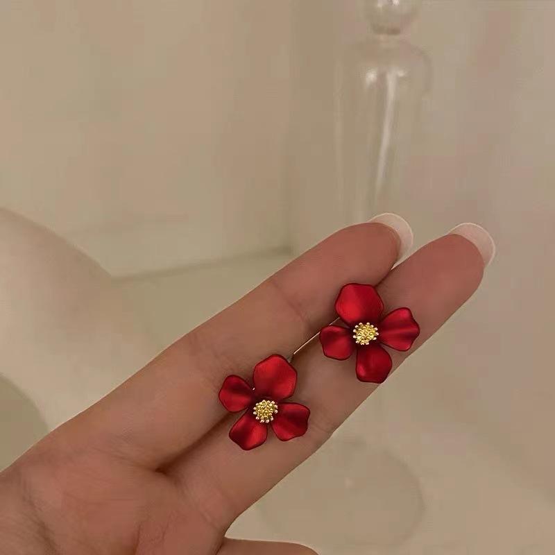 Fashion Red Flower Stud Earrings for Women Temperament Petals Plant Cute Earrings Wedding Party Elegant Jewelry