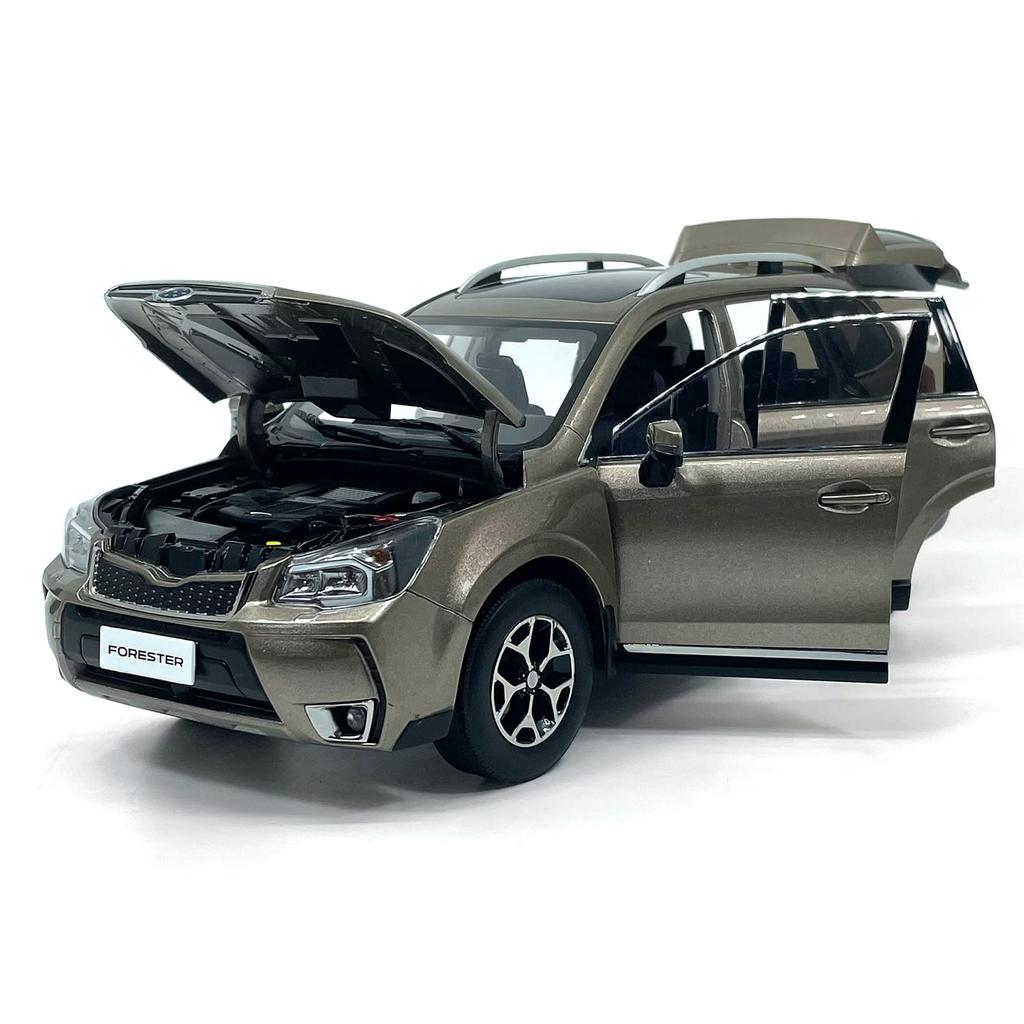 PAUDI MODELL 1/18 Maßstab Subaru Klassisches SUV Diecast Modellauto, Gold