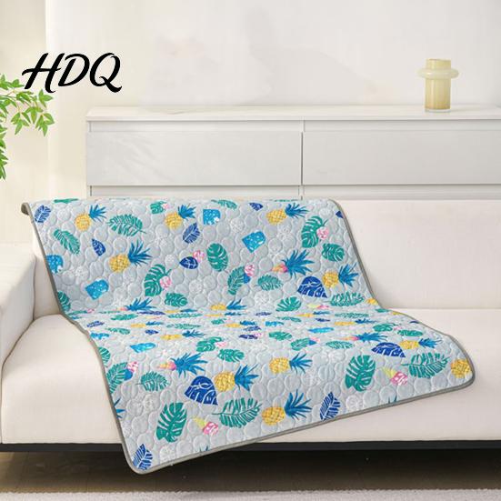 Portable Pet Cooling Pad Dog Mat Washable Summer Mat Bed for Dogs And Cats Indoor Outdoor Use Multi-functional