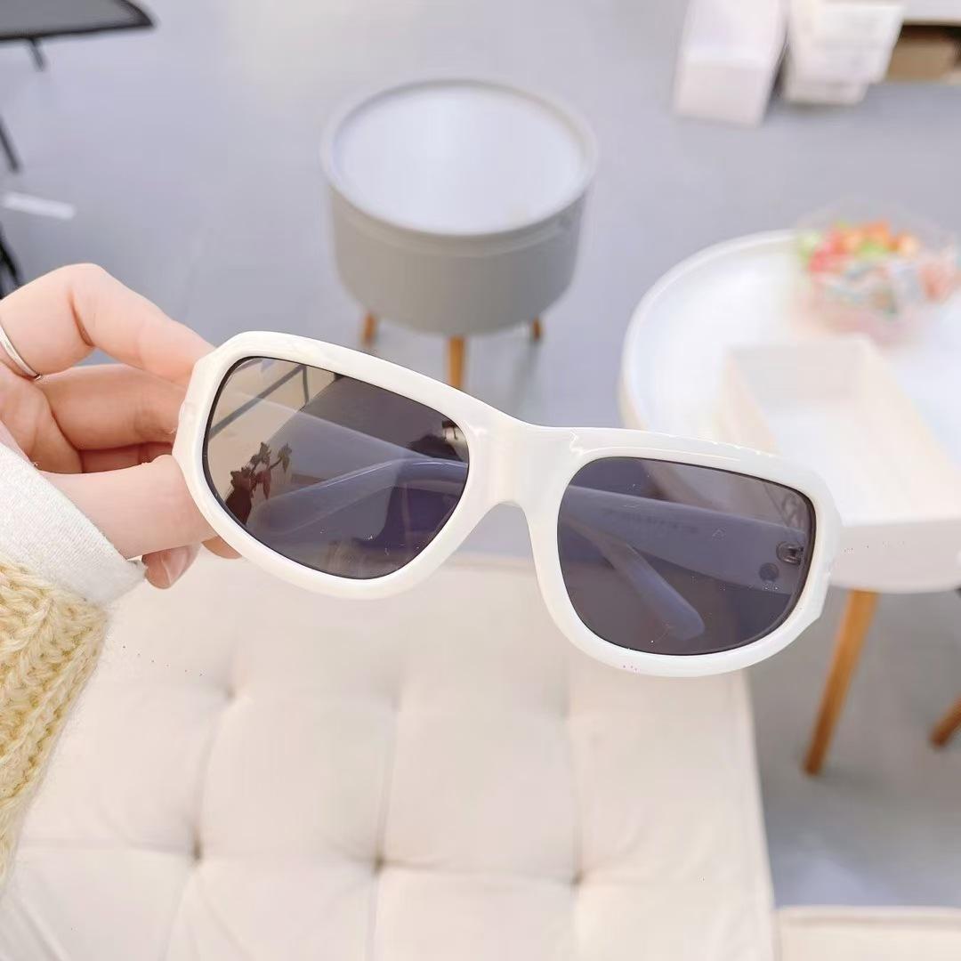 

Високоякісні чоловічі сонцезахисні окуляри Модні Стильні Антиблікові Сонцезахисні Окуляри Жіночі Для Вечірки Шоу Виступу Сонцезахисні Окуляри