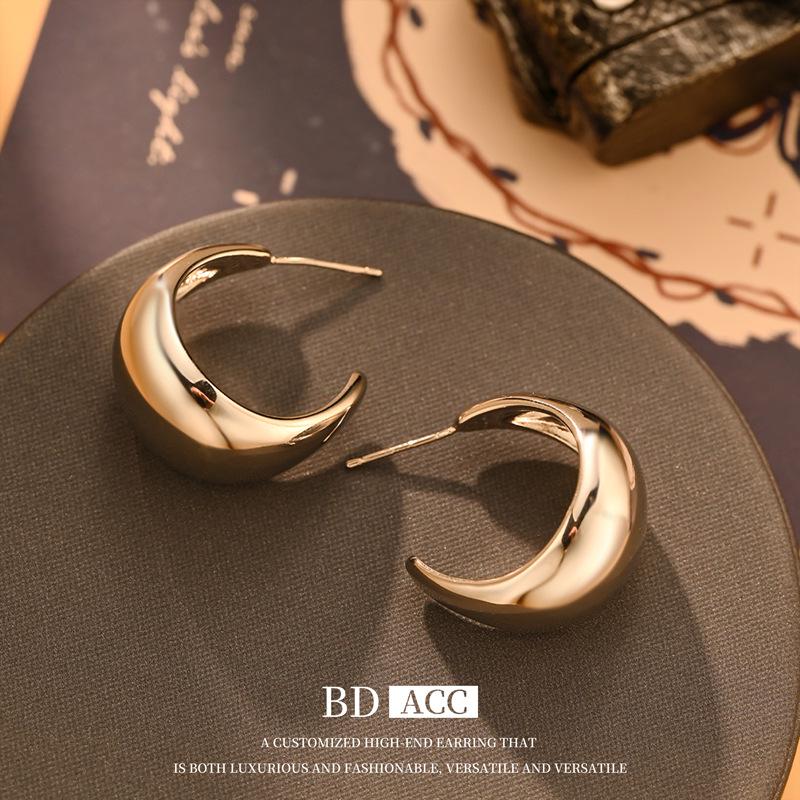 S925 Silver Teardrop Stud Earrings with Brass Texture - European and American Style