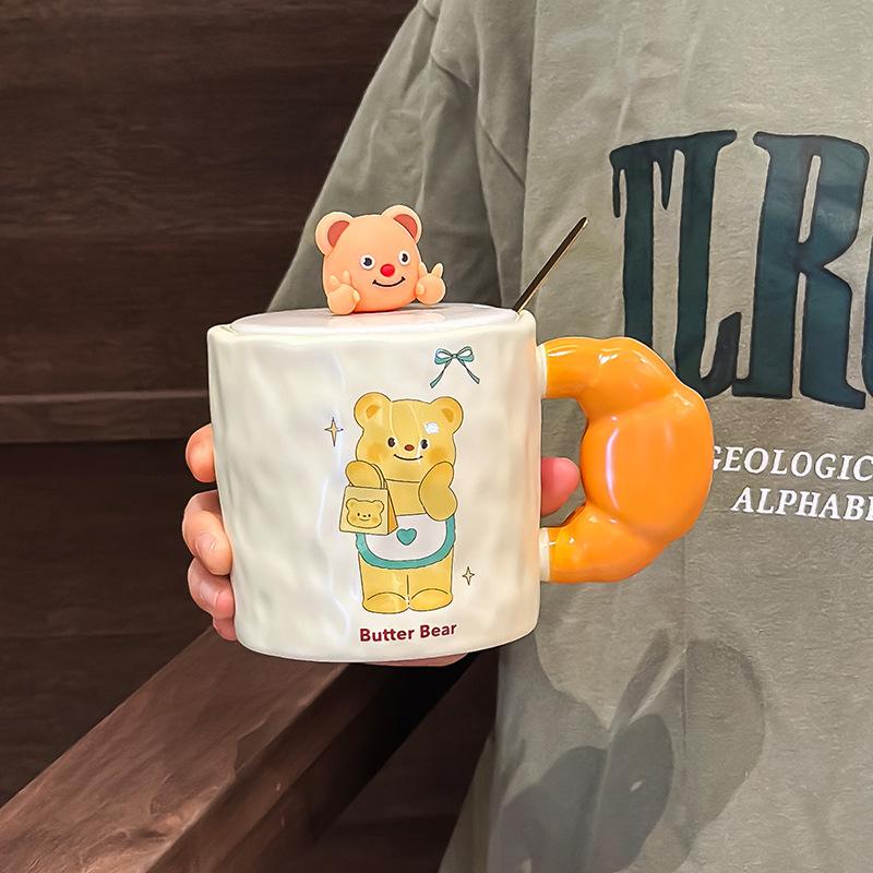 

Милая кружка «Маленький медвежонок» с крышкой и ложкой, кружка для питья воды в общежитии для девушек, керамическая офисная кофейная чашка 420ML