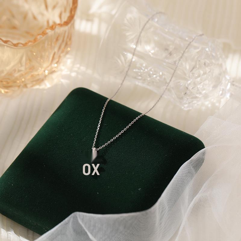 Banyan Tree S925 Silver Alphabet Pendant Necklace - Minimalist Clavicle Chain for Women, Fashionable and Versatile.