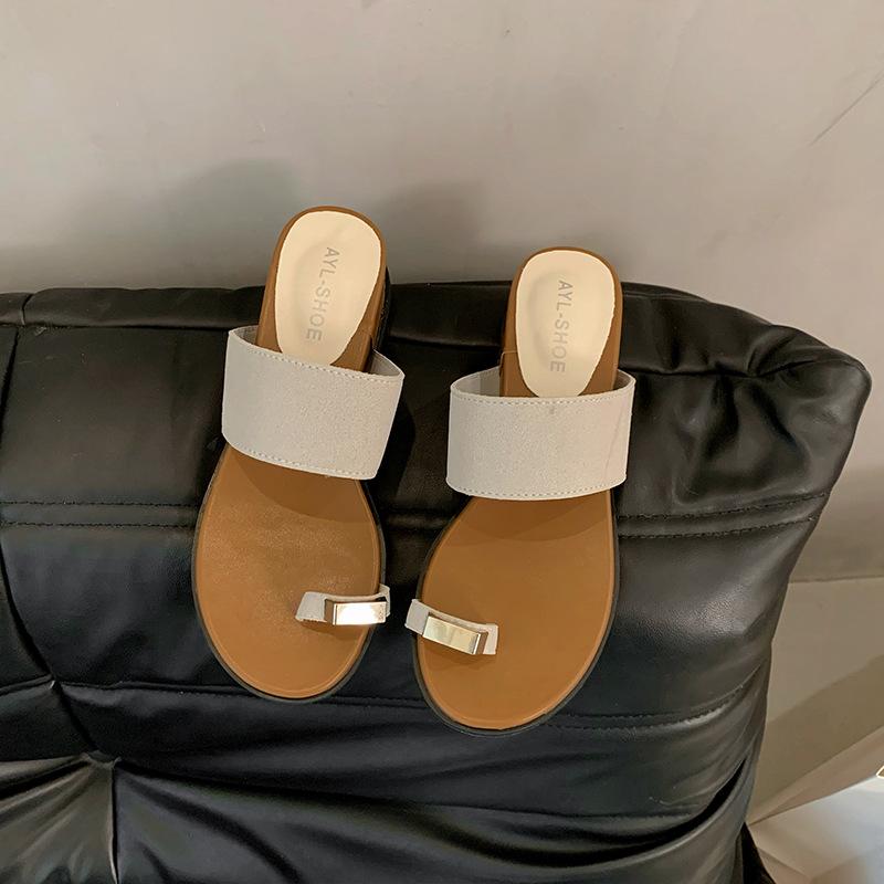 Fashion New Niche Retro Heightened Slope Heel Cool Slippers with Outer Wear Cover Toe Cold Slippers Women