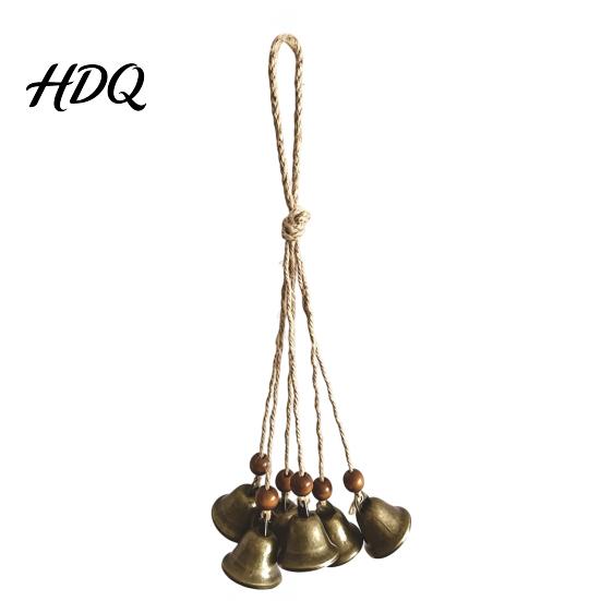 Campanelle dal Suono Chiaro Pendente Campanella Metallica Bohemien con Perline di Legno e Corda di Juta Decorazione da Appendere Retrò Ispirata alla Natura Campanellino per Finestra di Casa