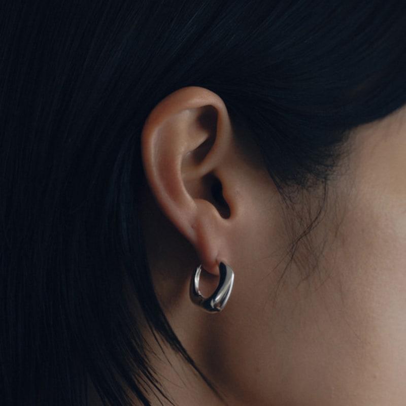 KODO Large Velvet Edge Hoops