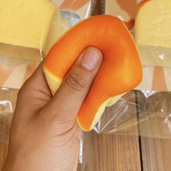 1/2Pcs Hawaiian Bread Squeeze Toy Slow Rebound Stress Relief Flavored Bread Pinch Sensory Toy Kids Adults Soft Calming Bread Fidget Toy