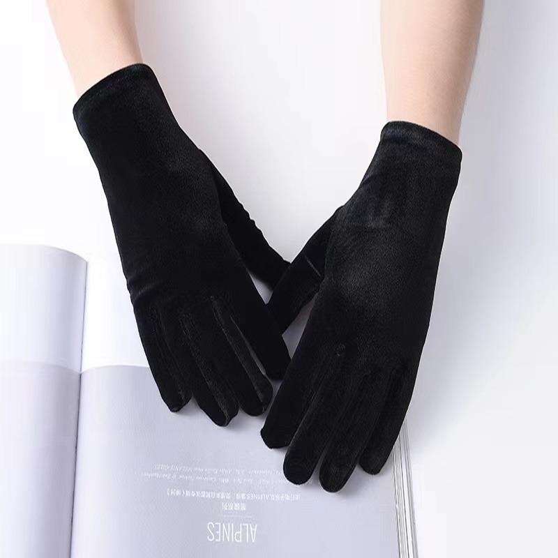 

Простые свадебные черные короткие перчатки, удобные бархатные перчатки для подружек невесты на запястье one size чёрный