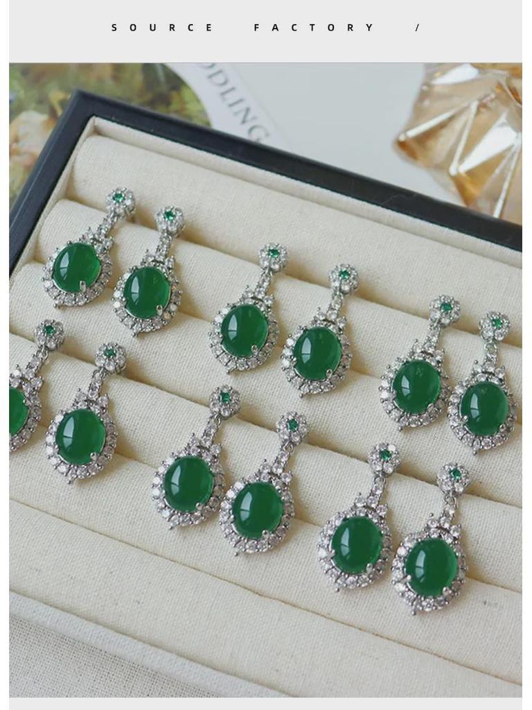 Elegant Retro Zircon Earrings: Chic, Versatile, and Luxurious Silver Needle Design