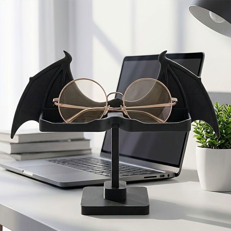 Fashion Bat Wing Eyeglasses Holder Halloween Ornaments Gothic Style Storage Rack Creative Jewelry Display Stand Desk Display