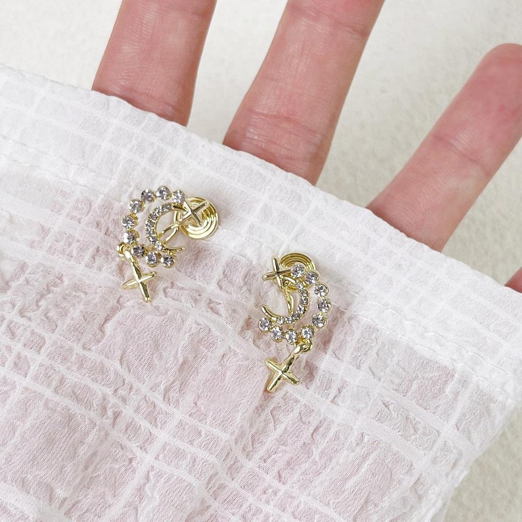Vintage French Pearl No-Pierce Earrings: Elegant Luxury Clip-ons for Women