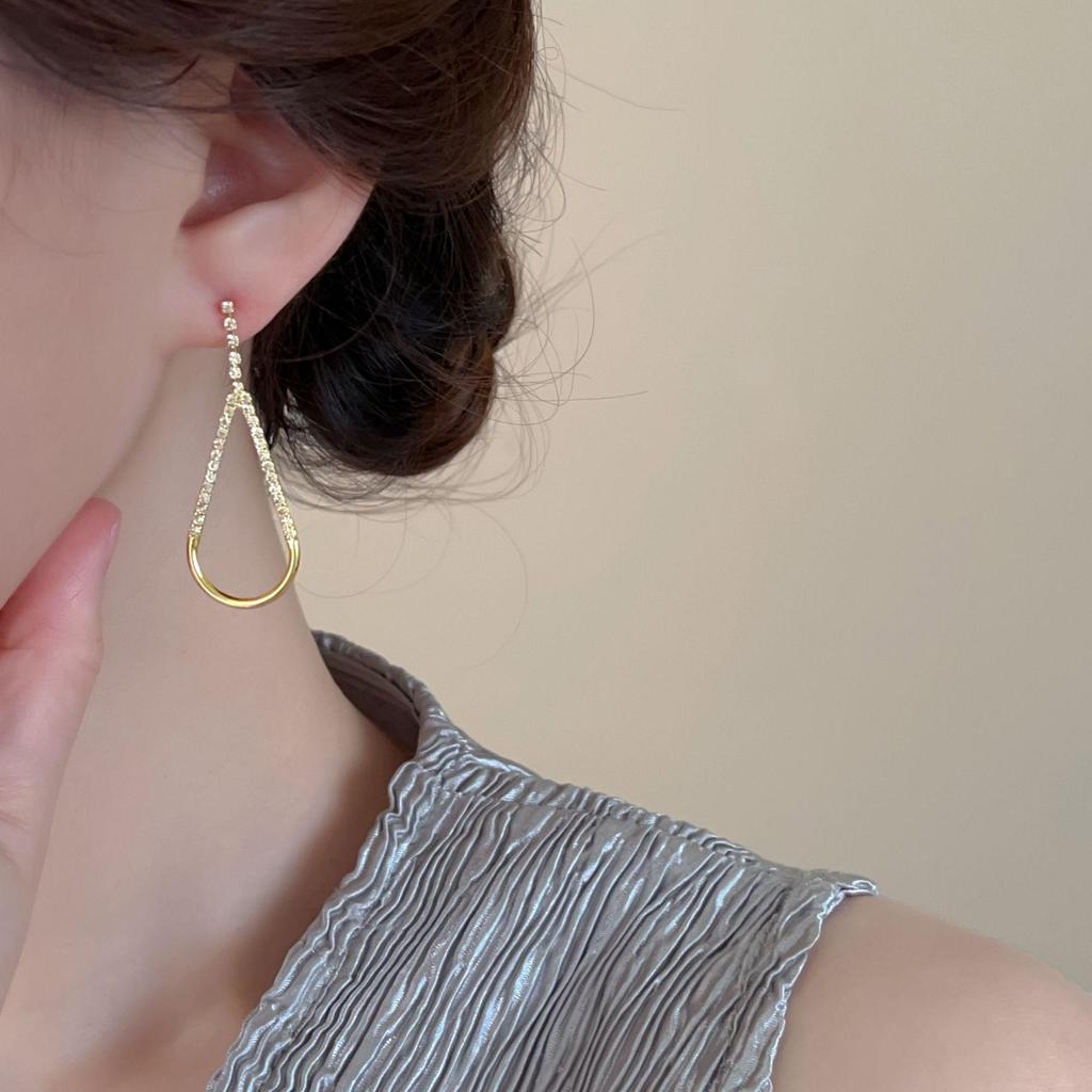 Elegant Hollow Diamond Tassel Teardrop Earrings for Women