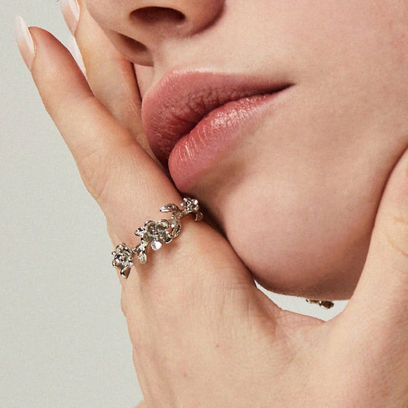 FEVERISH Wild Rose Wreath Ring Silver