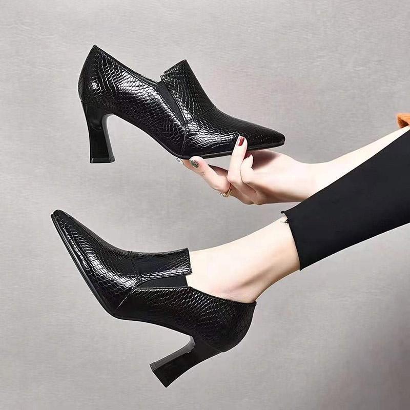 High-heeled Single Shoes Women's 2025 Spring New Black Pointed Deep-mouth Thin-heeled Versatile Patent Leather Women's Shoes Fashion Single Shoes