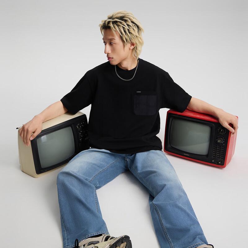 Lee Men's 761 Loose Wide-Leg Lightweight Denim Jeans