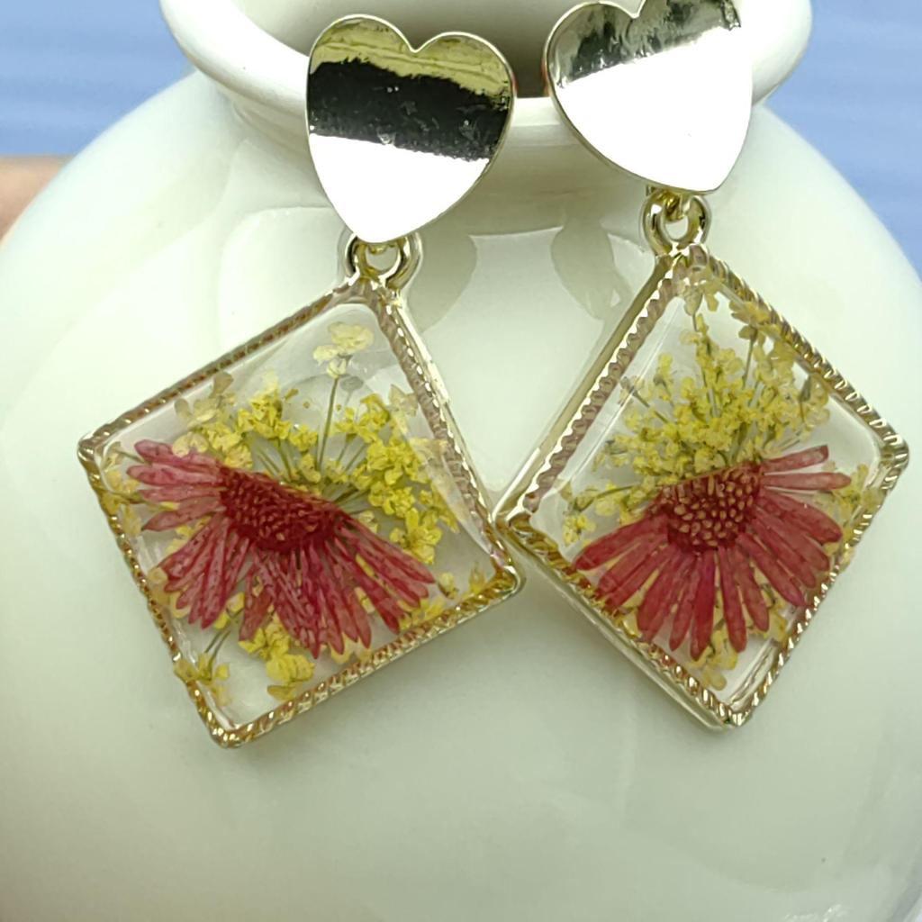 Trendy Resin Dried Flower Pearl Earrings for Women - Fresh Spring/Summer Design