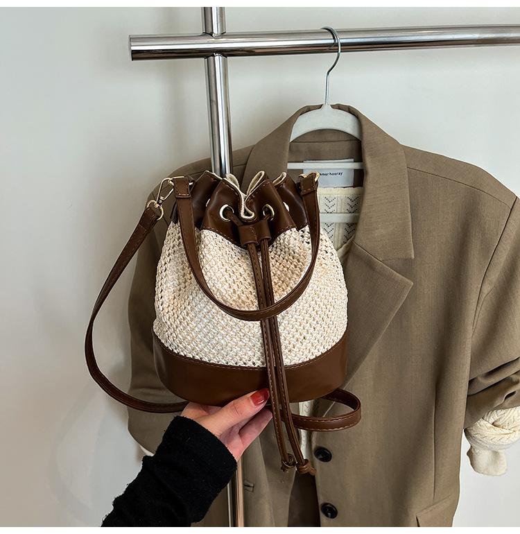 

New straw bag large capacity spring shoulder casual fashion woven shoulder oblique span bag белый