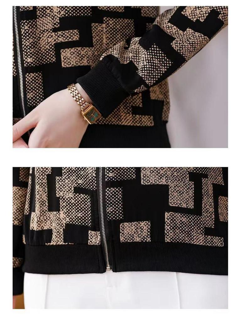 Women's Fashionable Baseball Jacket – Short Spring/Autumn/Winter 2025 Coat, Petite Fit, Beautiful Windbreaker for Moms