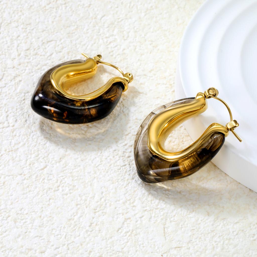 French Maillard Vintage Fashion U-shaped Resin Earrings Light Luxury High-end Stainless Steel Girls' Personalized Jewelry