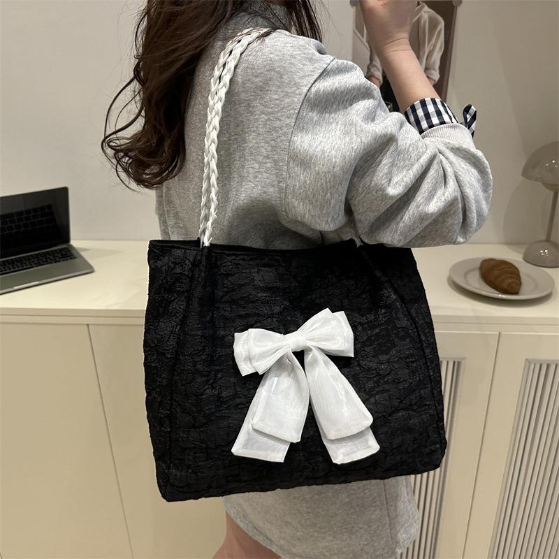 Large capacity bow sweet beautiful women bag new fashion beautiful shoulder bag student class commuting tote bag