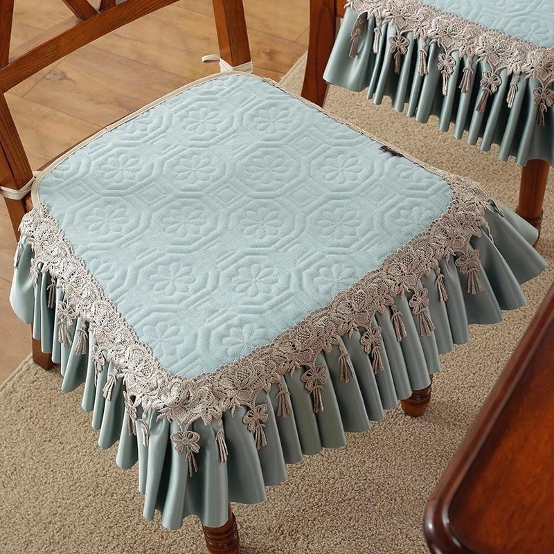 Prošívaný polštář na kancelářské a jídelní židle Čtvercový design Univerzální pro všechna roční období Tenký sedák na restaurační stoličku a židli Pohodlí