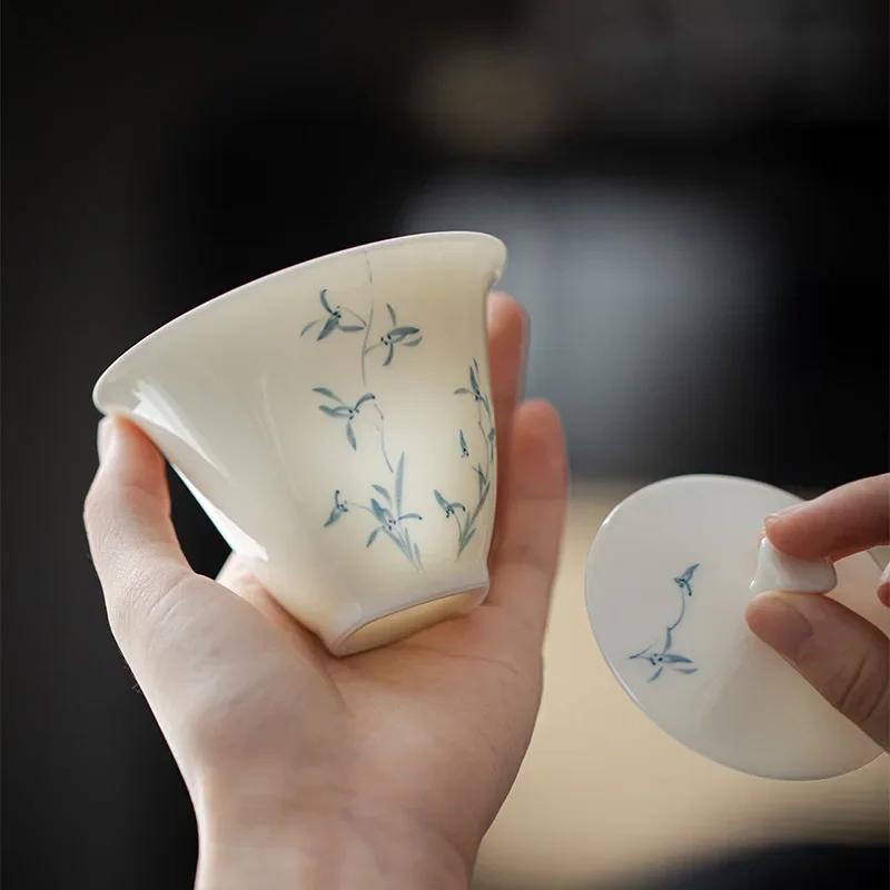 Porcelain Hand-painted Orchid Gaiwan Cover Bowl White and Blue Ceramic Tea Making Bowl Chinese Style Simple Tea Cup