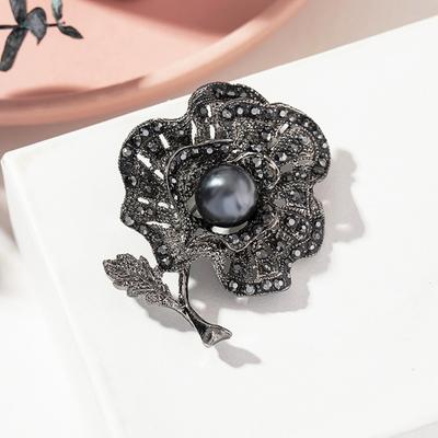 Broches y joyería para el cuerpo