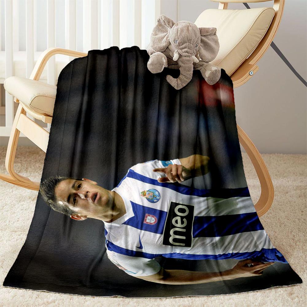 Soccer Player Action Blanket Durable Comfort Perfect for Couch Bedding Livingroom Four Seasons Multipurpose Modern