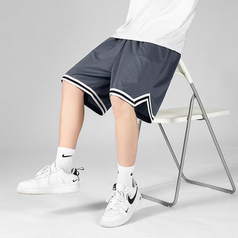 Men's Trendy American Basketball Shorts: Lightweight, Loose-Fit, Large-Size, Casual 5-Point Sports and Beachwear.